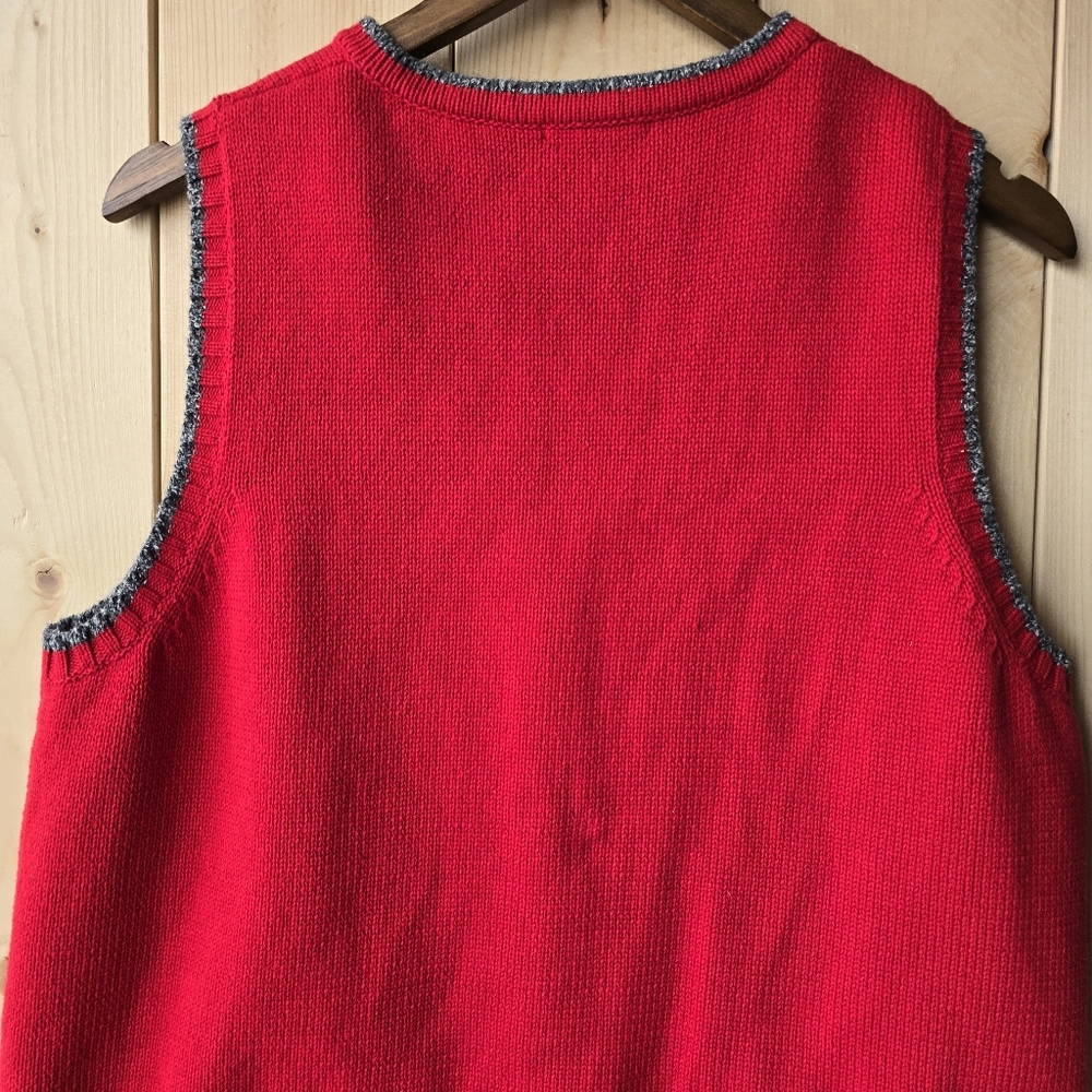 Northern Reflections Red Zip Up  Knit Sweater Vest Birds Cardinals Womens Large - Picture 9 of 10